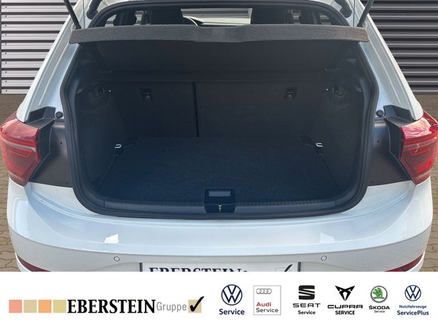 Volkswagen Polo R-Line 1.0 TSI NAVI LED RFK