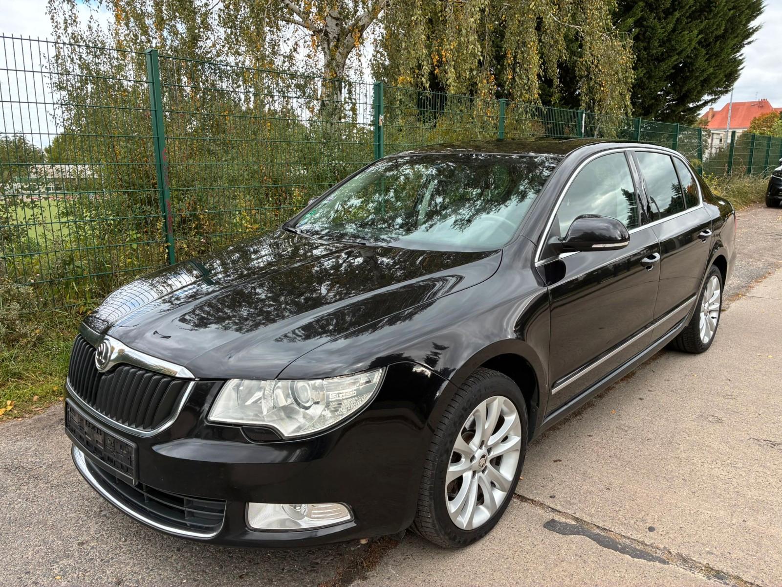Skoda Superb Elegance 2.0 TDI |Automatik|Xenon|Leder|