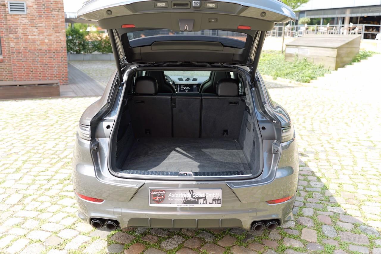 Porsche Cayenne Coupé GTS 460ch - Sport Chrono - Toit ouvrant panoramique - Carplay - Hayon éléctrique