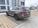 Mitsubishi Outlander 2.2 DI-D Edition 100+ 4WD Automati... - Mitsubishi Outlander mit Diesel-Antrieb: Allradantrieb, Geländewagen, Automatik, 2.2