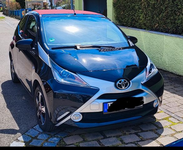 Toyota Aygo (X) 1,0-l-VVT-i x-wave x-wave