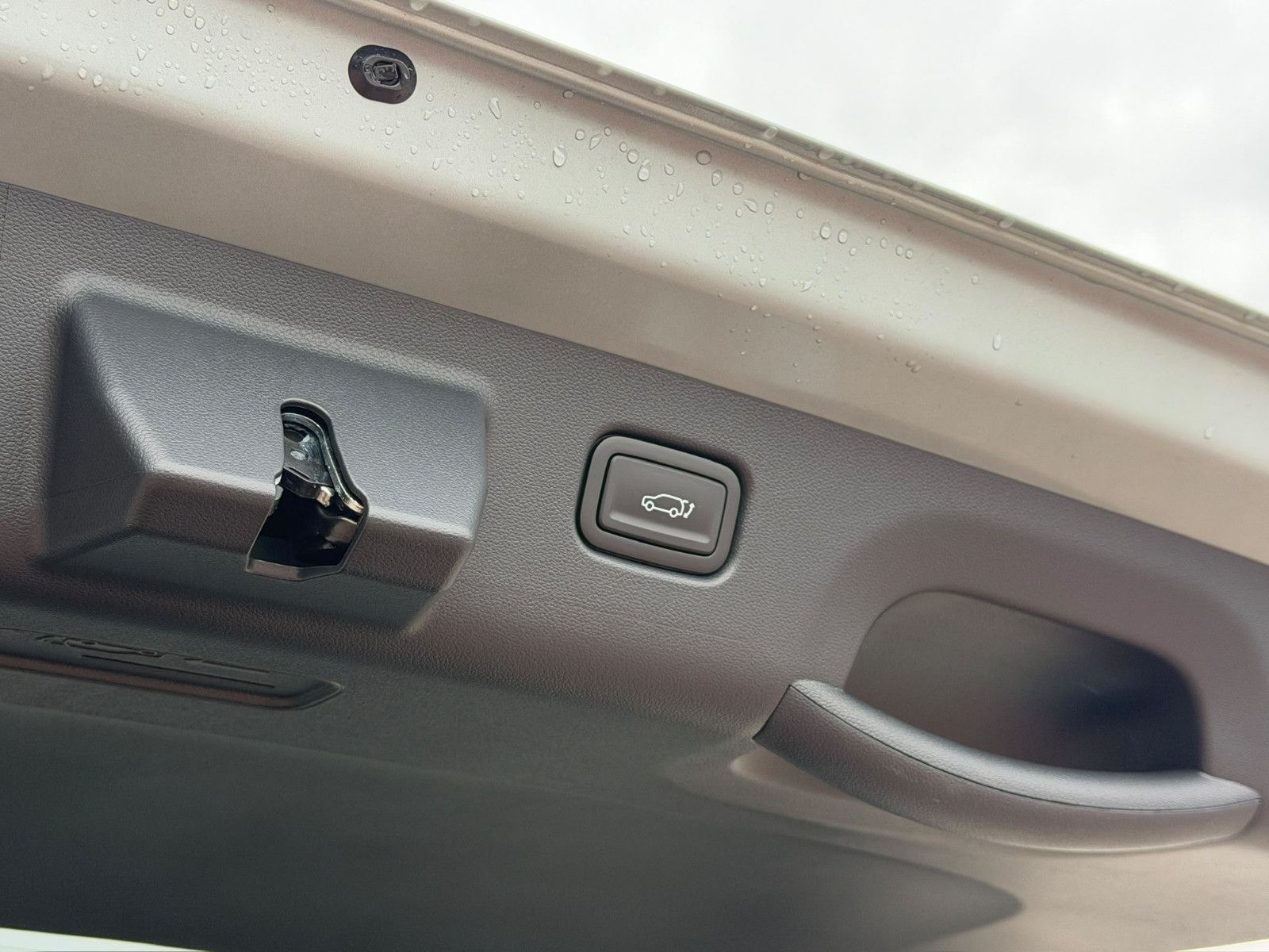 Fahrzeugabbildung Hyundai KONA 1.6 T-GDI Trend *Navi*Totwinkl*ACC*LED*360°