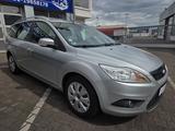 Ford Focus/KLIMA/8FACHBEREIFT/ZAHNRIEMEN NEU - Ford Focus aus 2009: Kombi