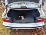 BMW 318iS Coupe (E36) - BMW 318 aus 1995: 318i