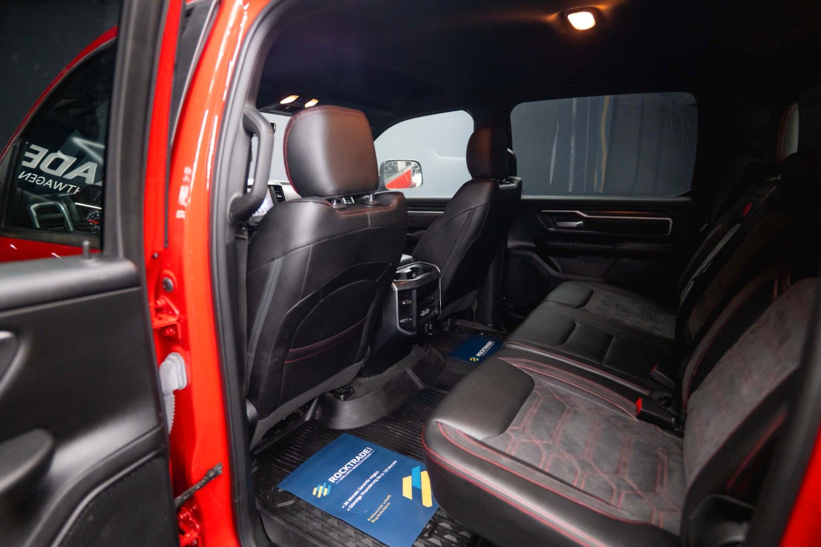 Fahrzeugabbildung Dodge RAM 5.7 V8 HEMI 4x4 OFFROAD LONGBED AXLE LOCK