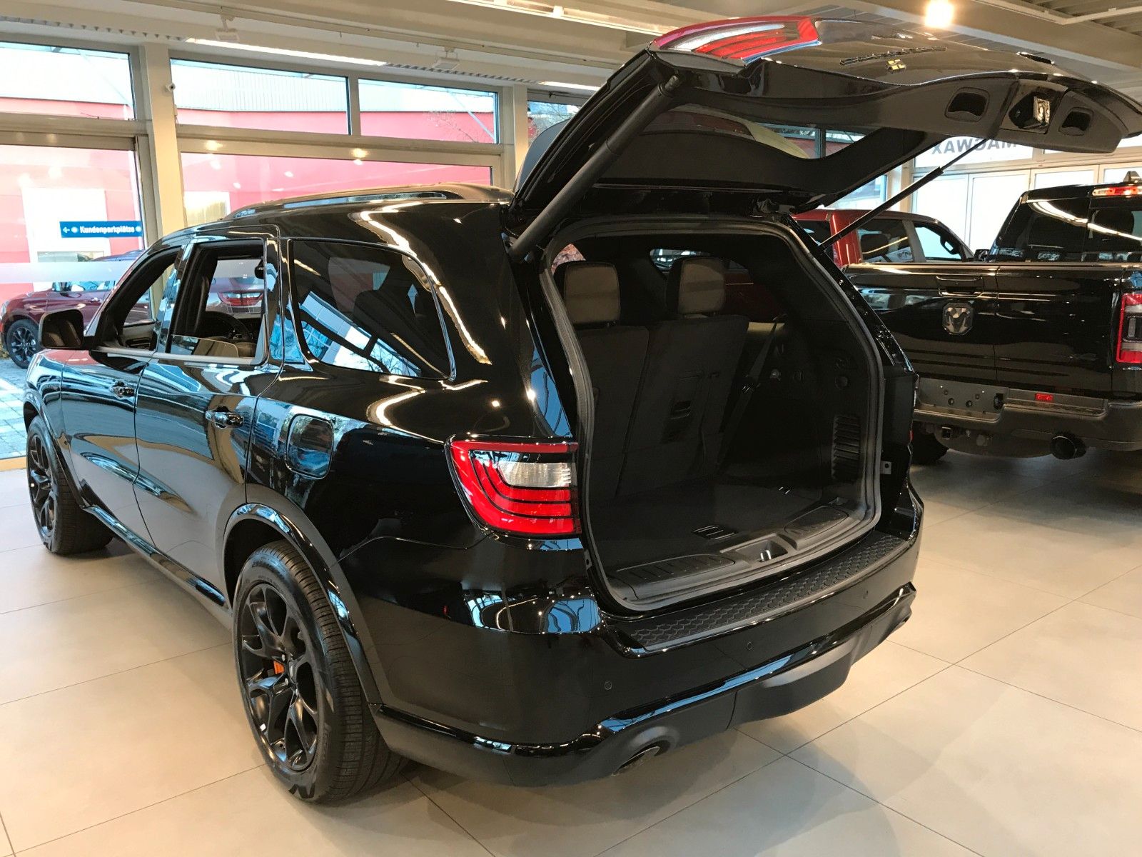 Fahrzeugabbildung Dodge Durango R/T  *7-SITZER*LPG*AHK*Hemi-Orange*