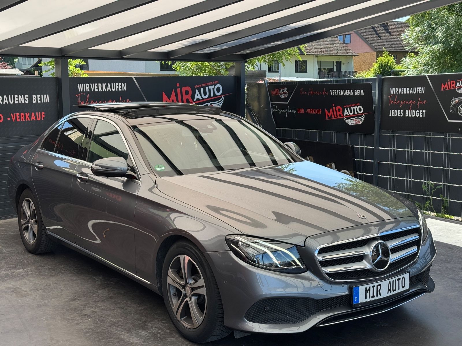 Mercedes-Benz E 220 Limo HUD/360K/ABS.T/SPUR/PANO foto 4