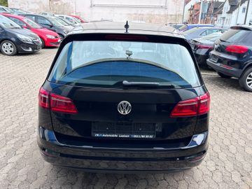 Volkswagen Golf - 7