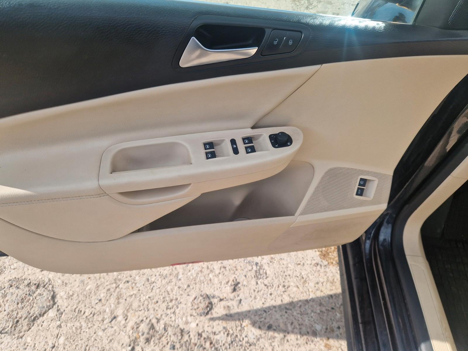 Volkswagen Passat 2009 — photo 12
