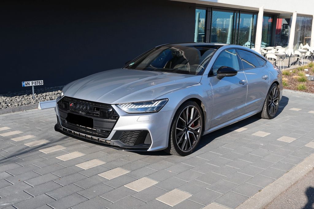 Audi S7