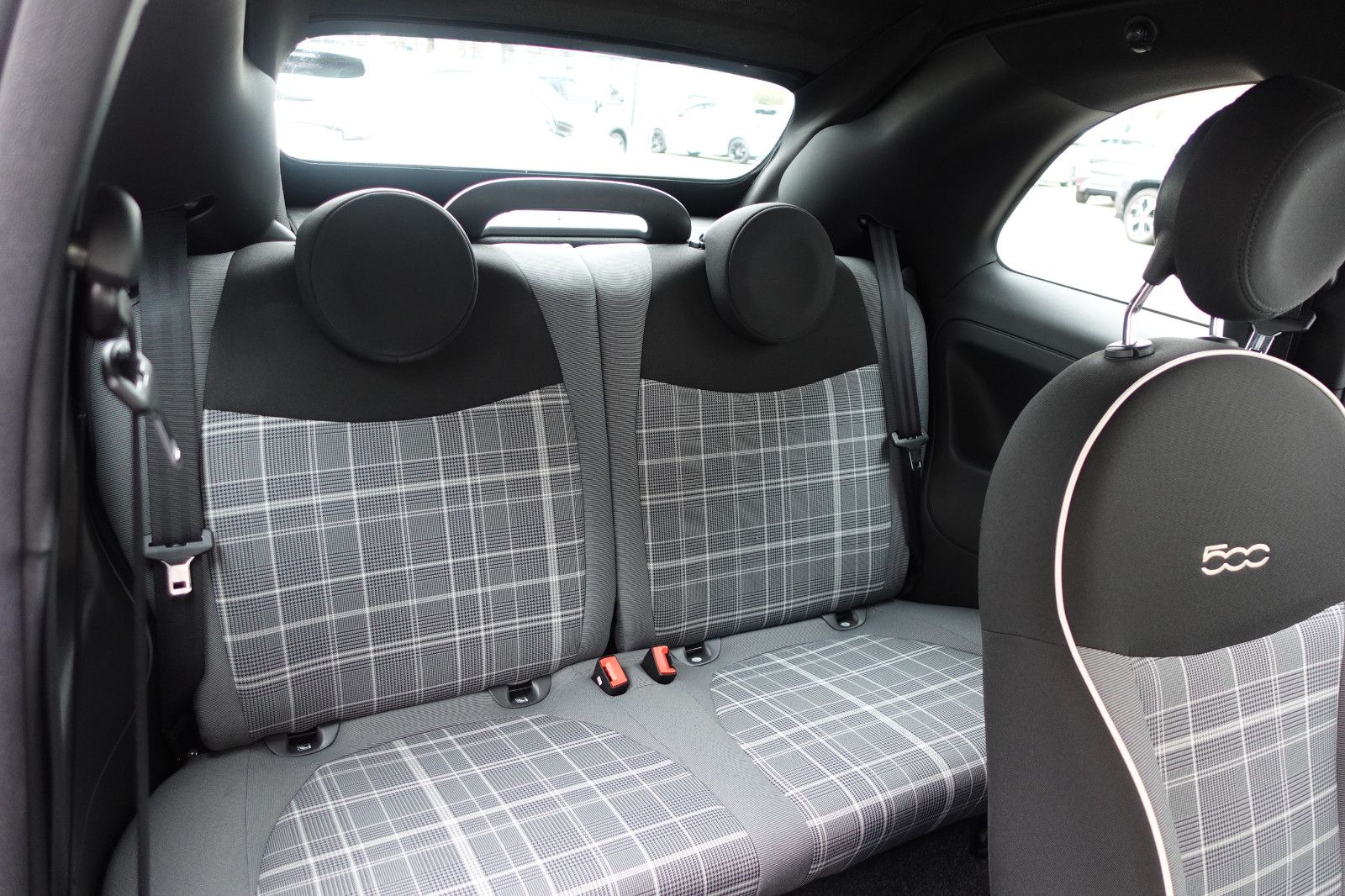 Fahrzeugabbildung Fiat 500C Cabrio Lounge 1.0Mild Hybrid,Einparkhilfe