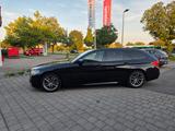 BMW 520d xDrive  G31 Mpaket Hud Ahk HiFi  - BMW 520 mit Diesel-Antrieb: Schwarz, Sportfahrwerk, Limousine