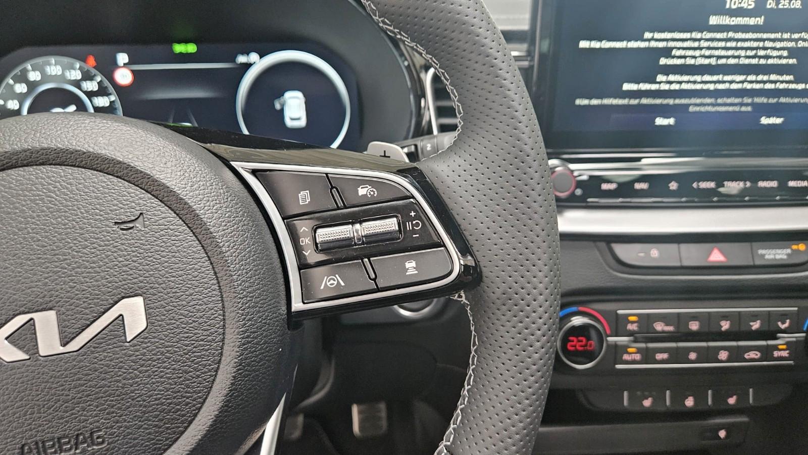 Kia CEED SW GT Line DCT Navi Pano Kamera Technologie