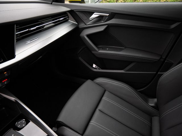 A3 Sportback 30 TFSI advanced NAVI ACC HUD LED