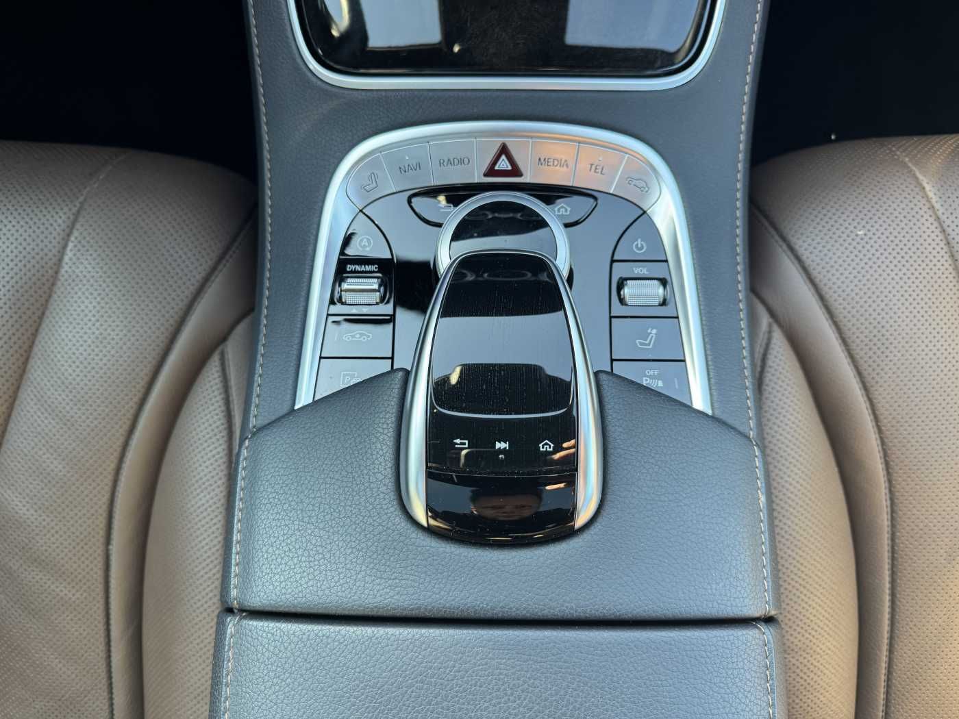 Fahrzeugabbildung Mercedes-Benz S 400d 4M AMG+Pano+Burm+Distr+Massage+ HUD