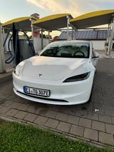 Tesla Model 3 Highland SR - Weiß/Weiß - Top Zustand - Tesla Model 3 aus 2024