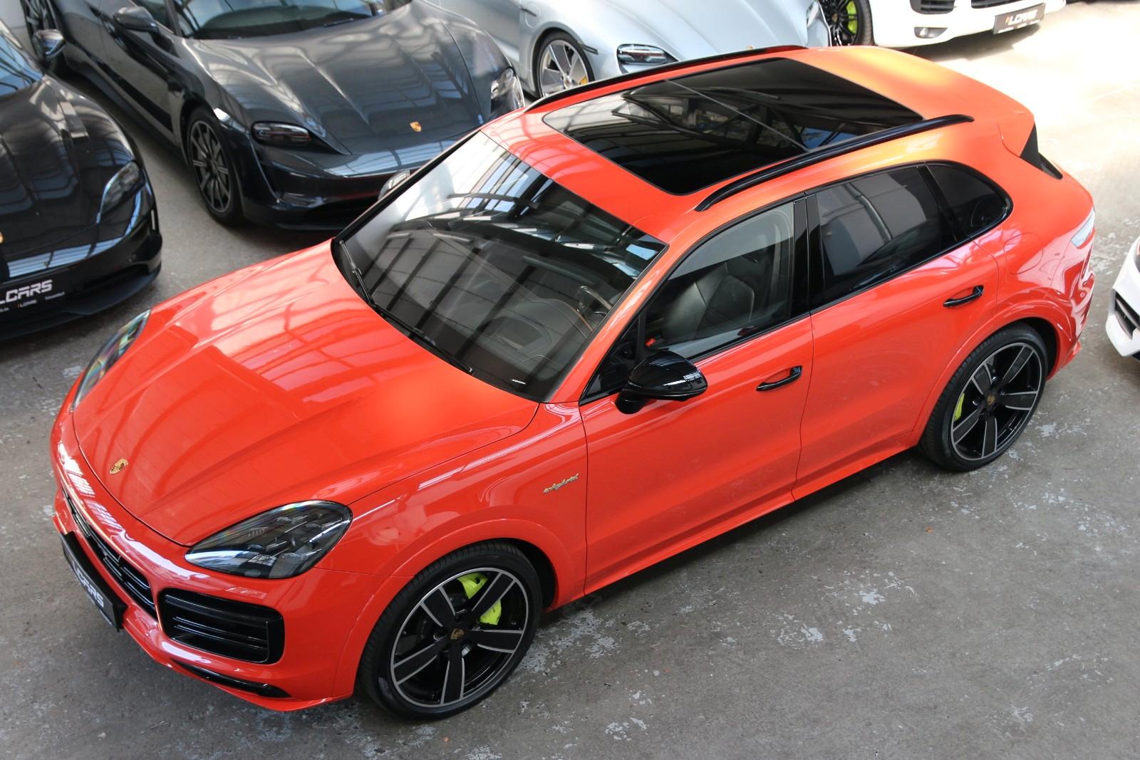 Porsche Cayenne Turbo S E-Hybrid TV-Fond Carbon ACC 22"