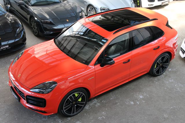 PORSCHE Cayenne Turbo S E-Hybrid TV-Fond Carbon ACC 22"