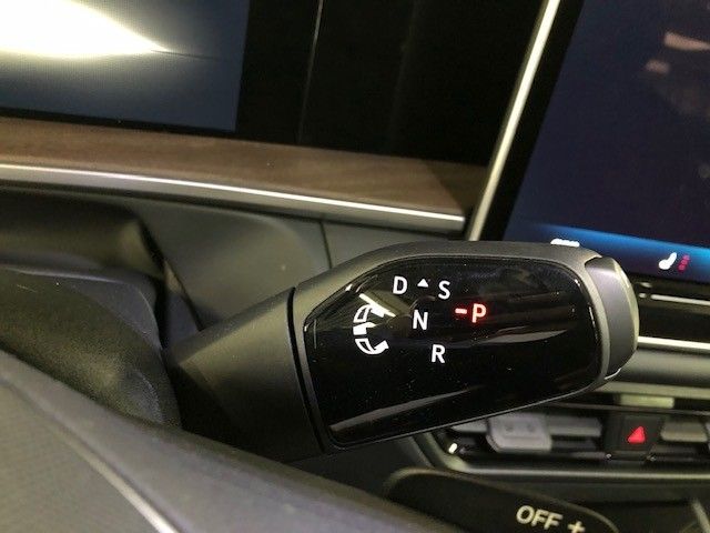 Fahrzeugabbildung Volkswagen Tayron Elegance 2.0 TDI DSG 4Motion AD AHK-klapp