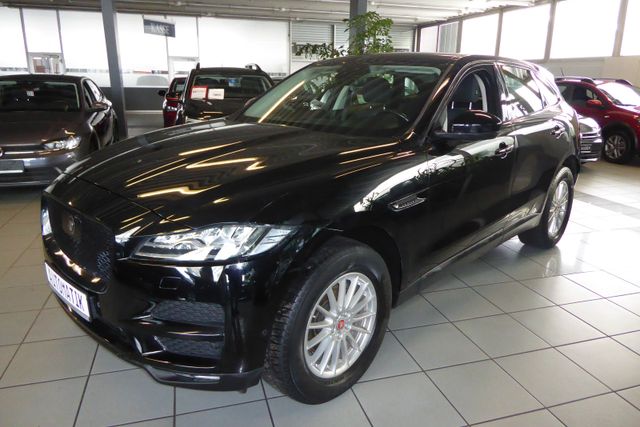 Jaguar F-Pace Pure Allrad Automatik R-Kamera