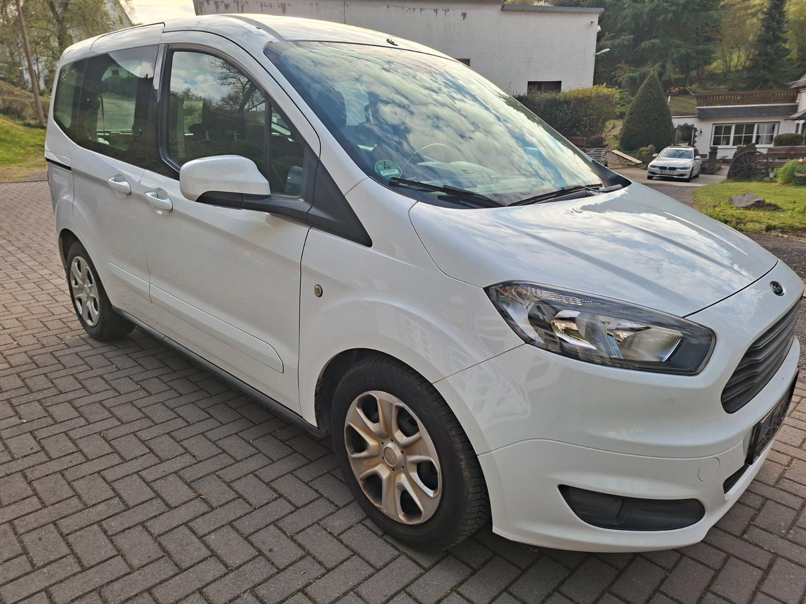 Ford Tourneo Courier Trend