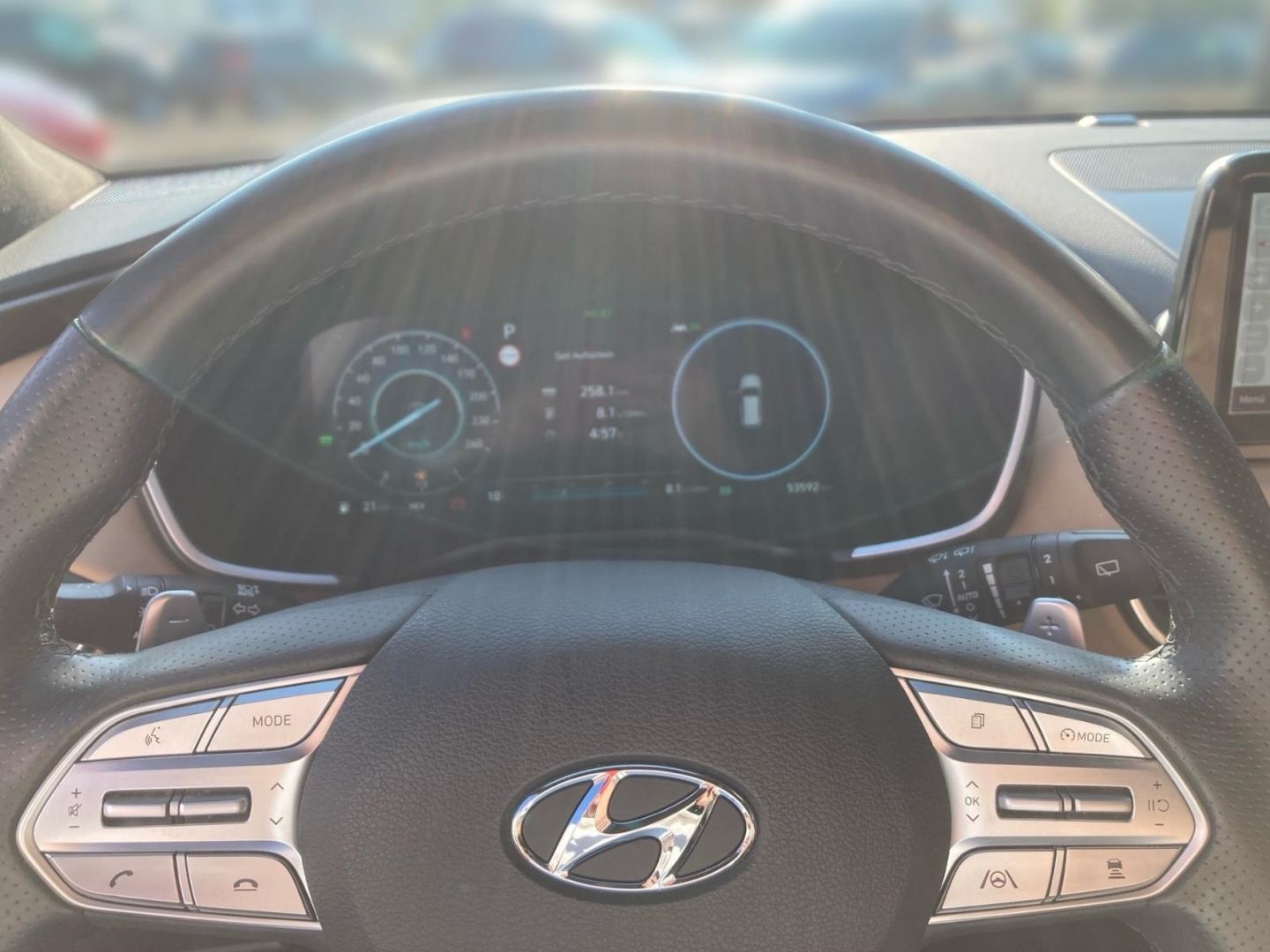 Fahrzeugabbildung Hyundai SANTA FE Signature Plug-In Hybrid 4WD, AHK El. P