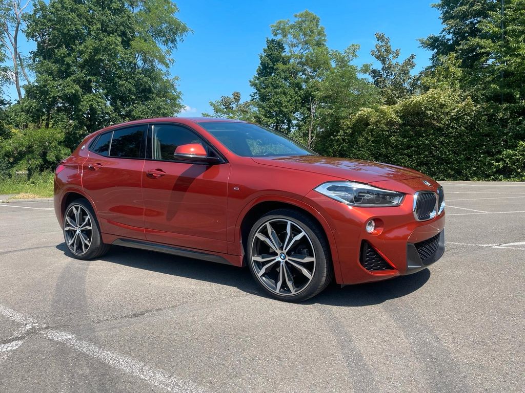 Image of BMW X2
