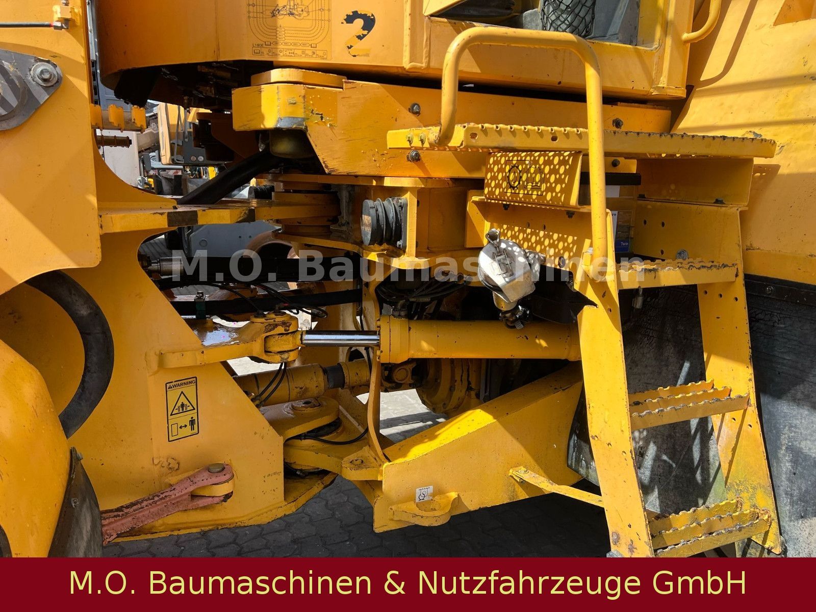Fahrzeugabbildung Volvo L180E / AC / ZSA / BSS