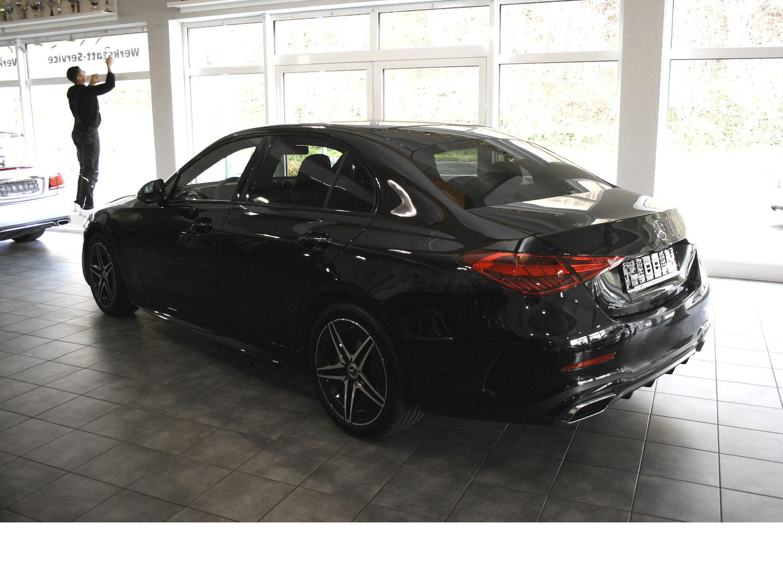 Fahrzeugabbildung Mercedes-Benz C 180 AMG *Night*Burmester Surround*Winter-Paket