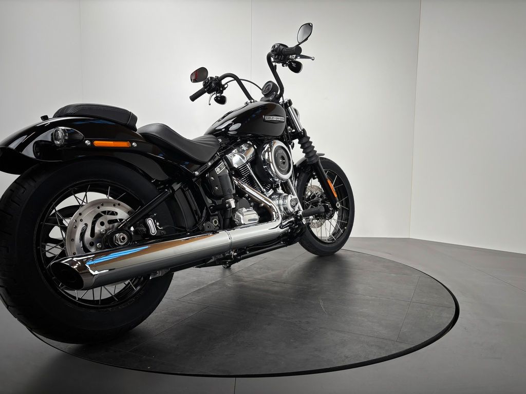 Fahrzeugabbildung Harley-Davidson STREET BOB *NEUWERTIG *5HD