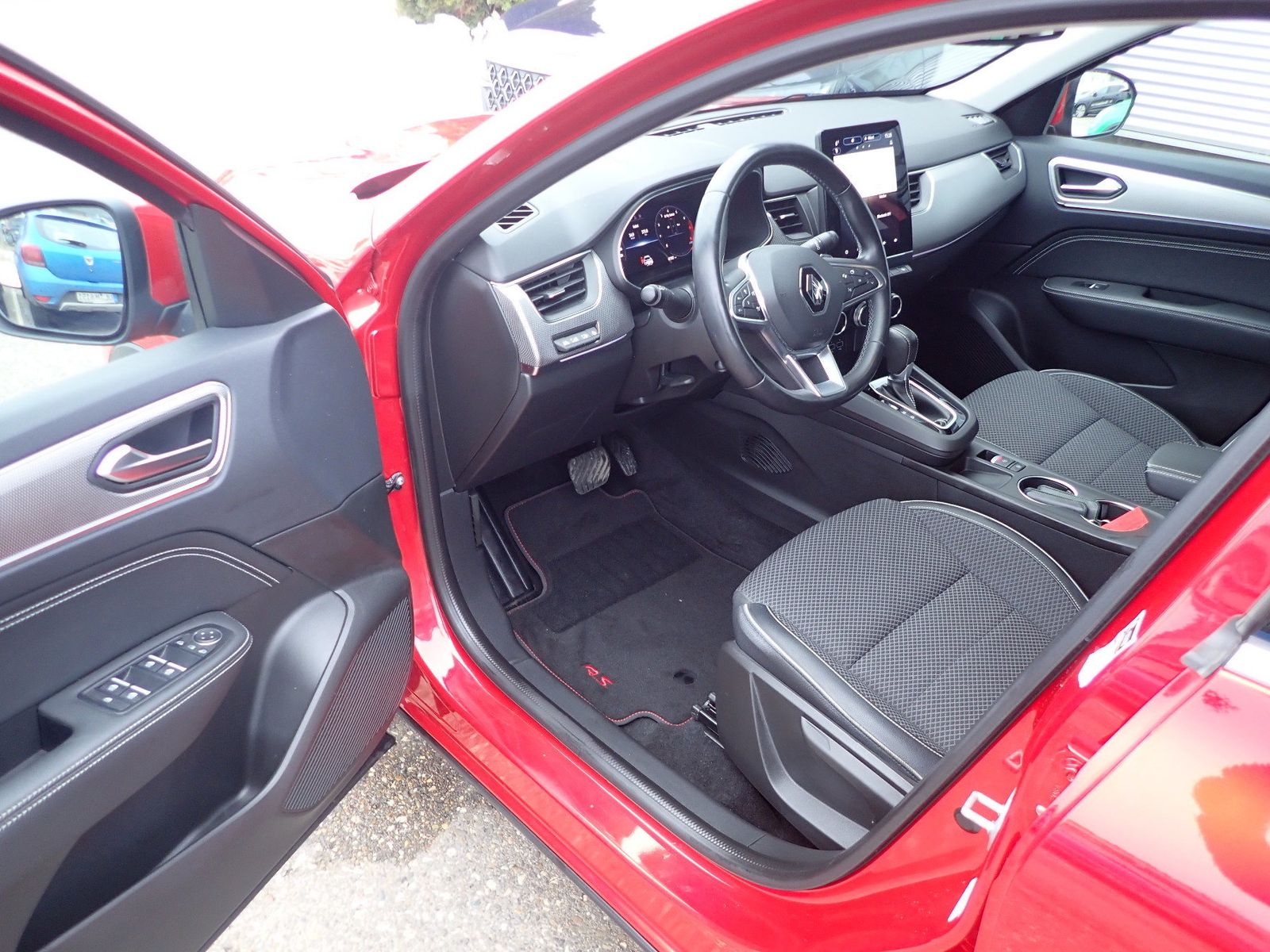 Fahrzeugabbildung Renault Arkana Intens TCe 140 EDC