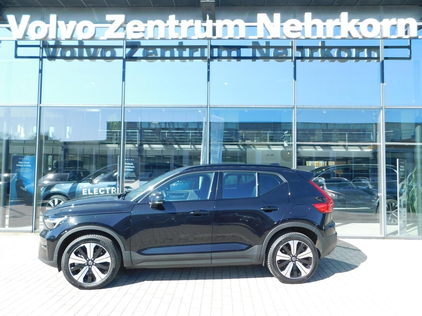 Fahrzeugabbildung Volvo XC40 Single Motor Recharge Core