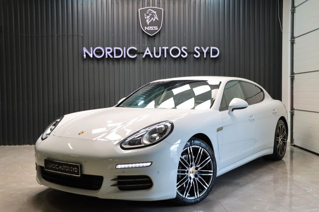 Porsche Panamera 4 PDK / Sport Chrono / Navi / BOSE