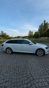 Skoda Superb 2.0 SCR TDI 140kW L&K Combi L&K - Skoda Superb: 140