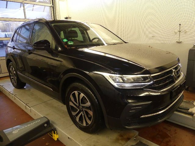 Volkswagen Tiguan Active 2.0TDI+110kW+DSG