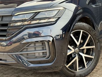 Volkswagen Touareg - 3