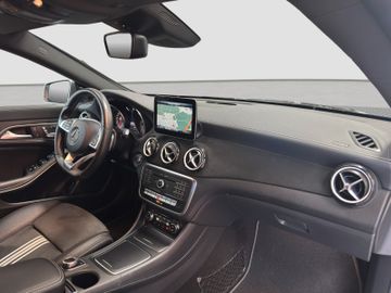 Mercedes CLA 220 Shooting Brake - 10