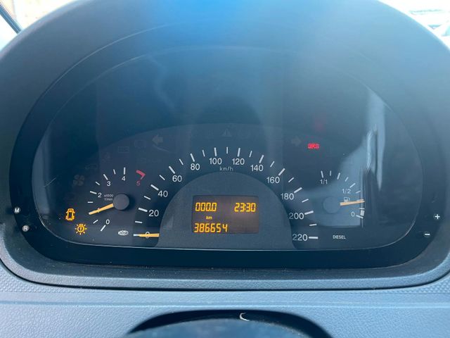 Mercedes-Benz Vito Kasten 111 CDI lang*KÜHLER* Bild 11