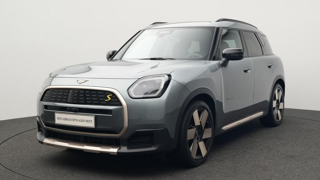 2025 MINI Countryman SE (Cooper)