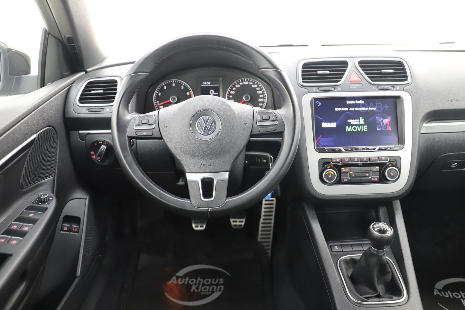 Volkswagen Eos 1.4TSI 122PS BlueMotion Leder Navi PDC SHZ