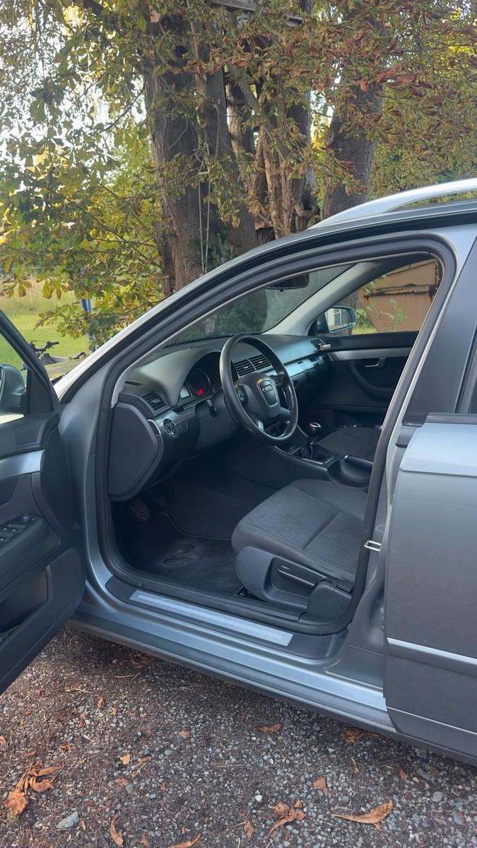 Audi A4 2006 — photo 13