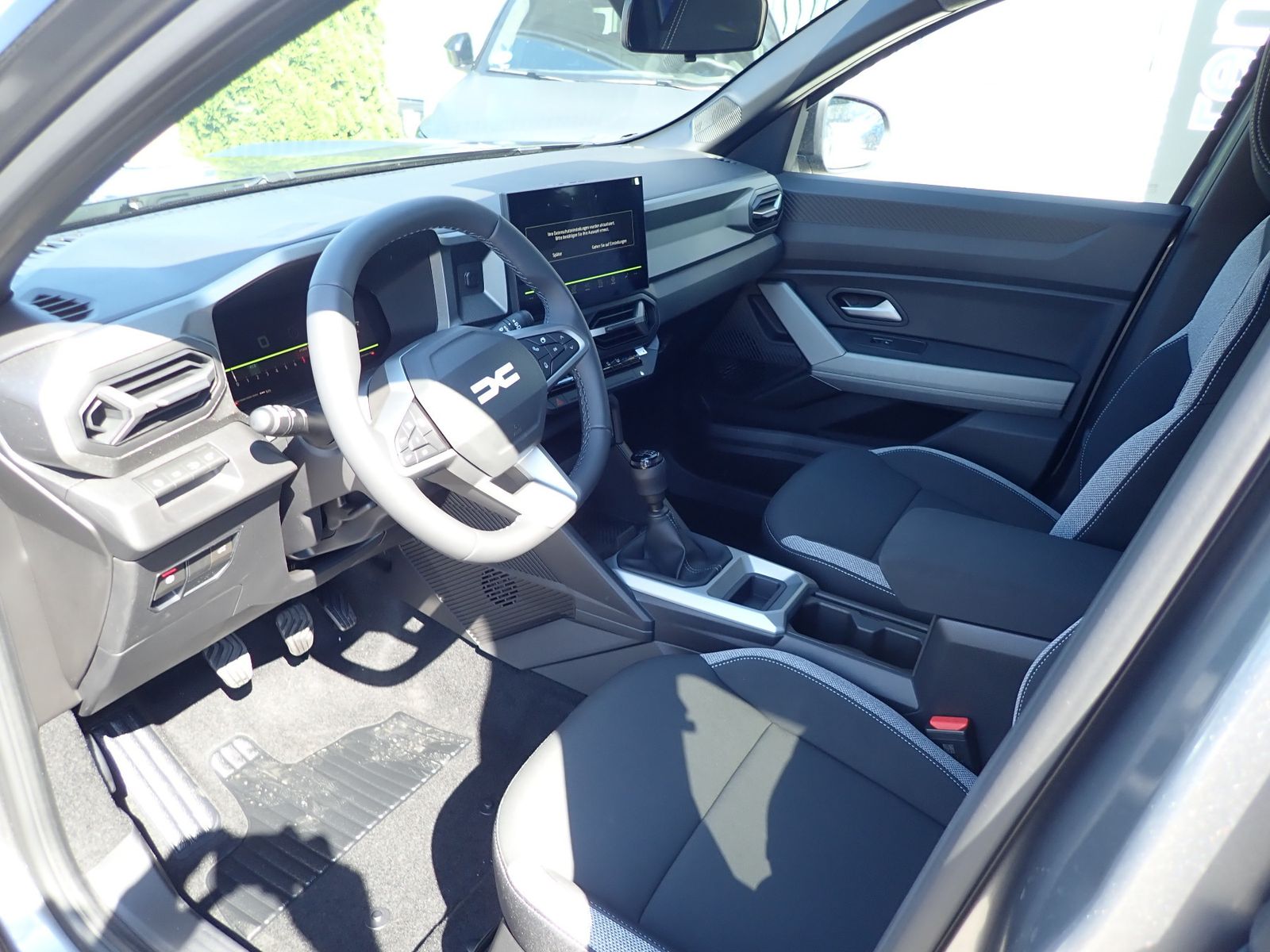 Fahrzeugabbildung Dacia Bigster Journey TCe 140
