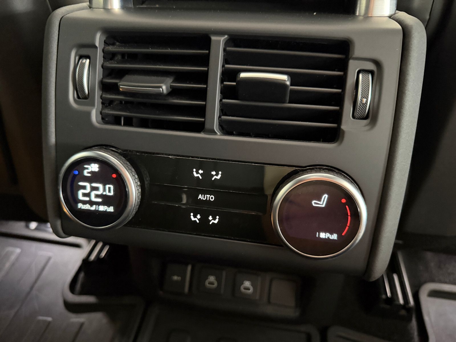 Fahrzeugabbildung Land Rover Discovery 5 R-Dynamic HSE D250 c AWD/PANO/MEMORY