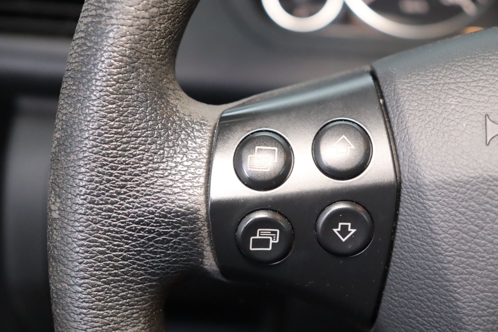 Fahrzeugabbildung Mercedes-Benz A 160 AVANTGARDE HU/AU 08.26