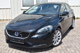 Volvo V40 Momentum*TOT-WINKEL*SPUR*NAVI*2.HD* - Volvo V40 Limousine Momentum mit Diesel-Antrieb