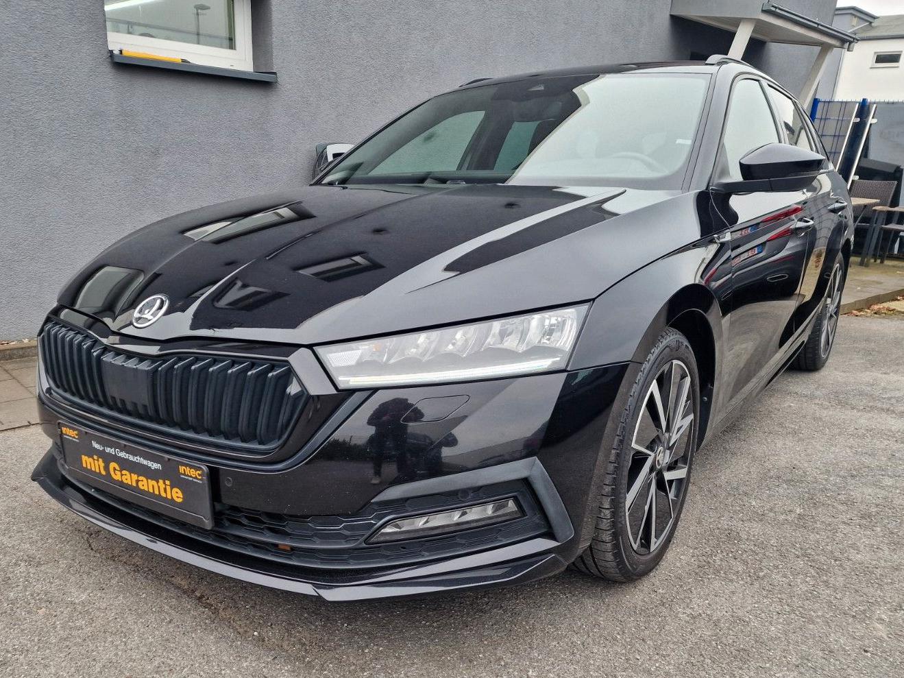 Skoda Octavia Combi Sport Virtual Keyless ACC AHK