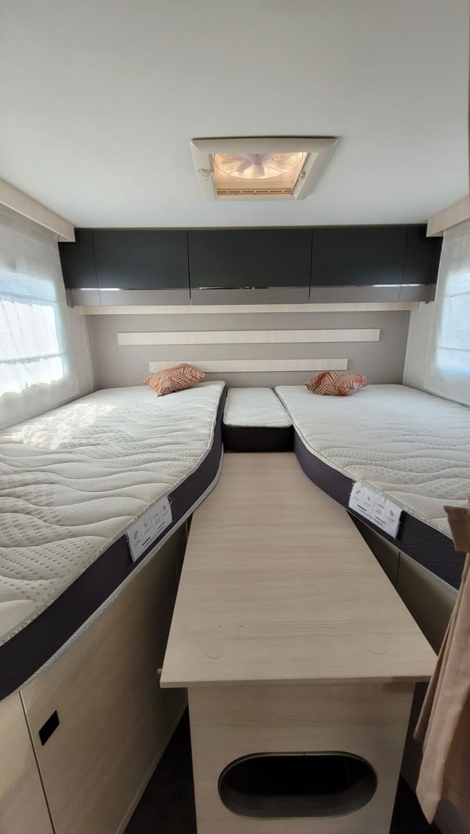 Fahrzeugabbildung Chausson 627 GA Titanium Ultimate *Hubstützen/Zusazluft*