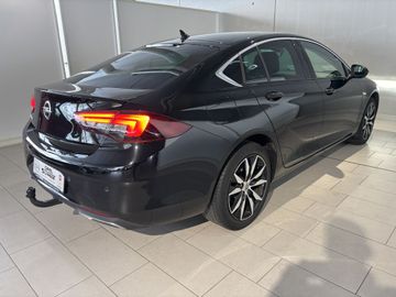 Fotografie 9 des Opel Insignia Grand Sport 2.0 Diesel Automatik Elegan