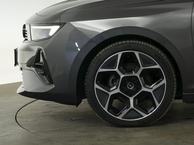 Astra L LIM ULTIMATE AT+ANHÄNGERKUPPLUNG+LED+NAV