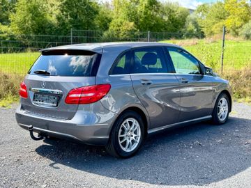 Mercedes B 180 - 2